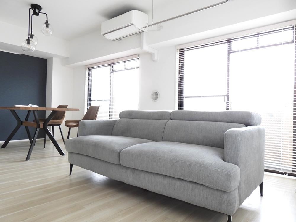 Sunny 2LDK Apartment in Tsurugashima - Photo 1