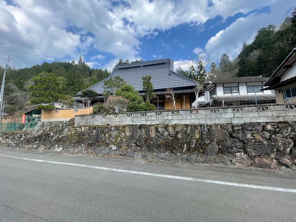 Historic 6K Detached House in Nantan - Photo 1