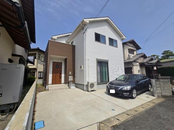 Modern 4LDK Home in Maebaru Nishi 5 - Photo 1