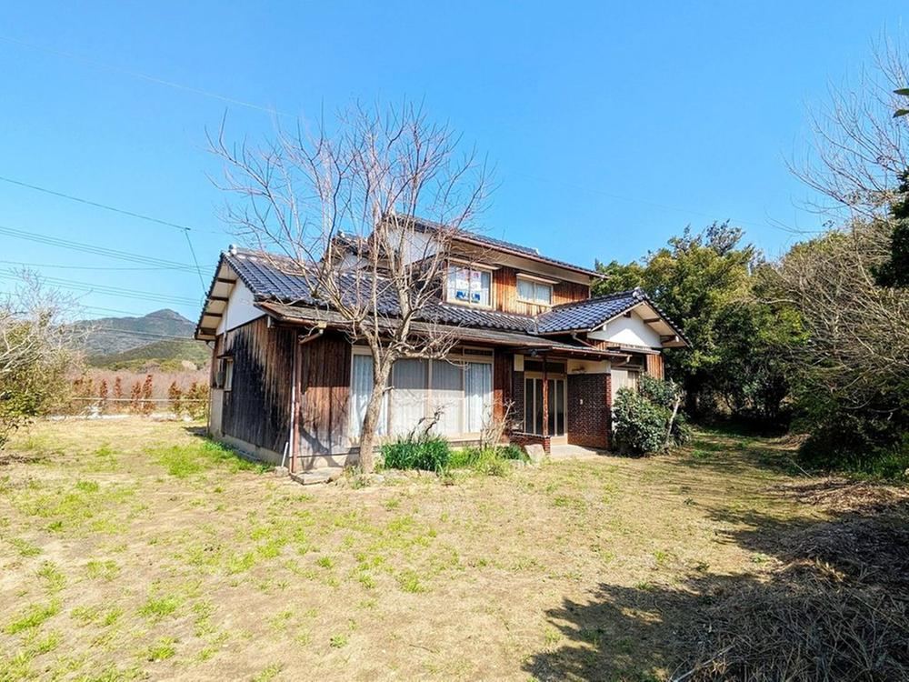 Spacious 6DK House Near Yoshimo Beach - Photo 1