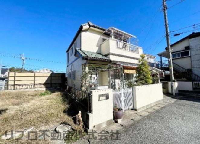 Charming 3LDK Home with Renovation History in Kashiwa - Photo 1