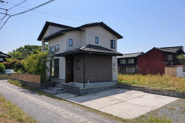 3LDK house in Yasugi, Shimane - Photo 1