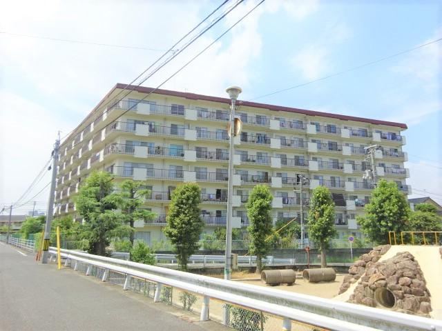 3LDK apartment in Naka Ward, Okayama - Photo 1