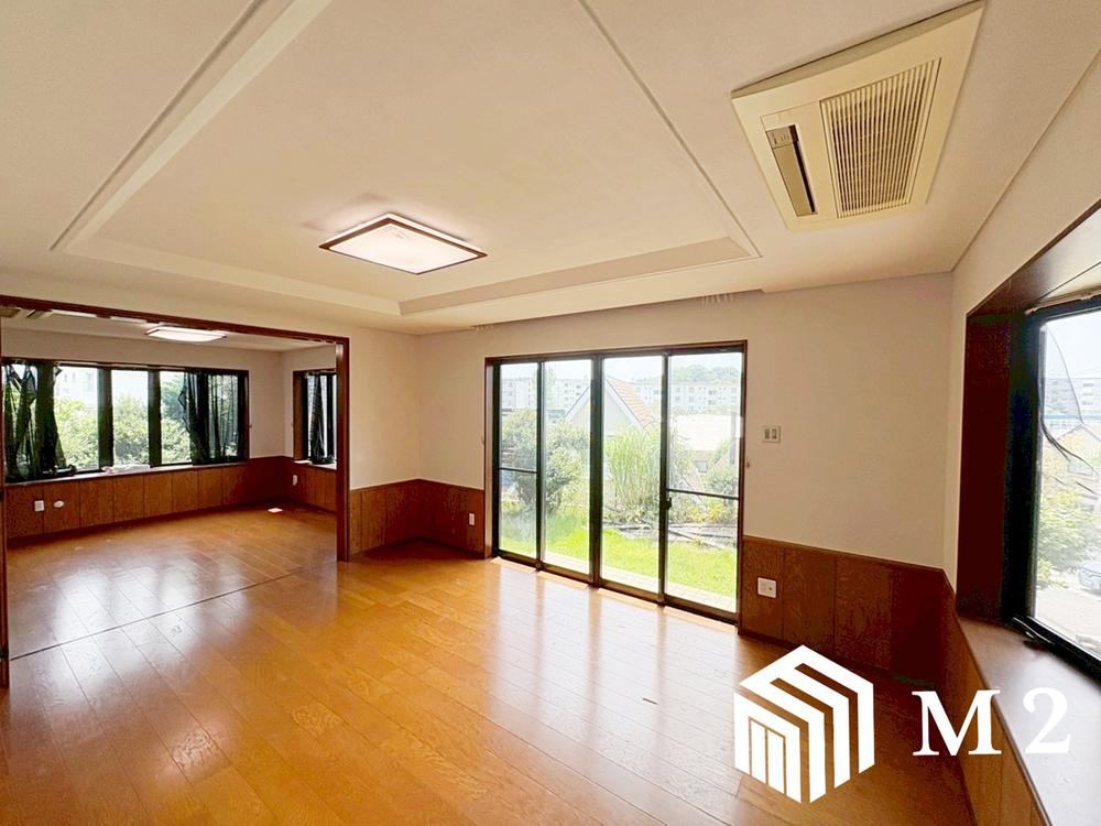 Spacious 7LDK House Ideal for Two Families - Photo 1