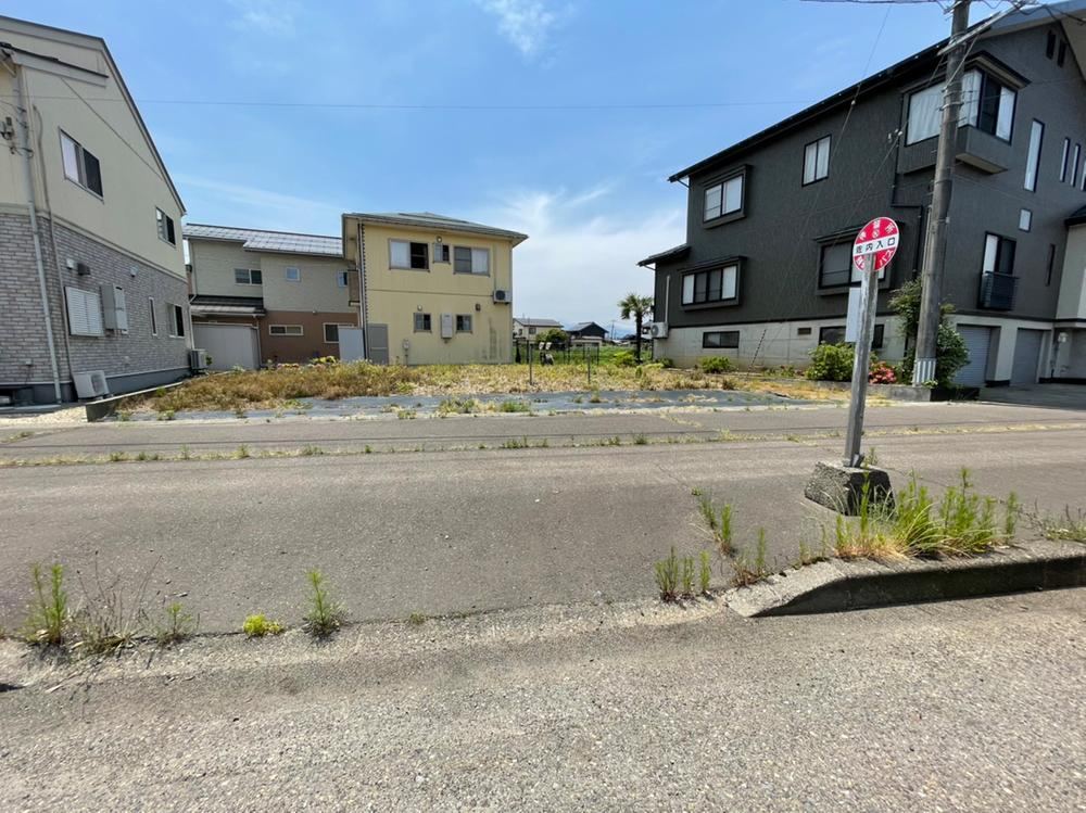 Flexible Land for Your Dream Home in Joetsu - Photo 1