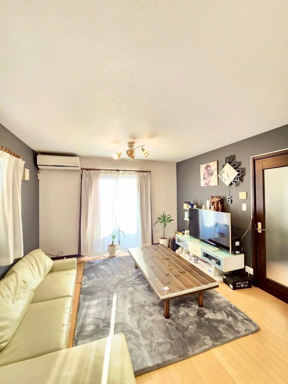 Charming 4LDK House Close to Higashi-Hanazono Station - Photo 1