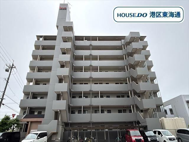 3LDK apartment in Minato Ward, Nagoya, Aichi - Photo 1