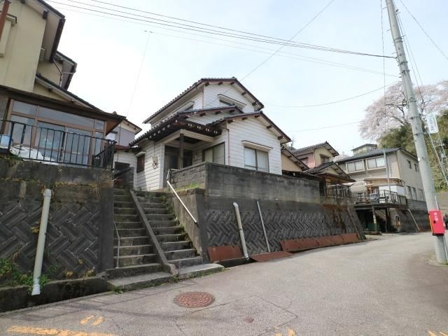 Charming 5K House in Higashi Nagakucho - Photo 1