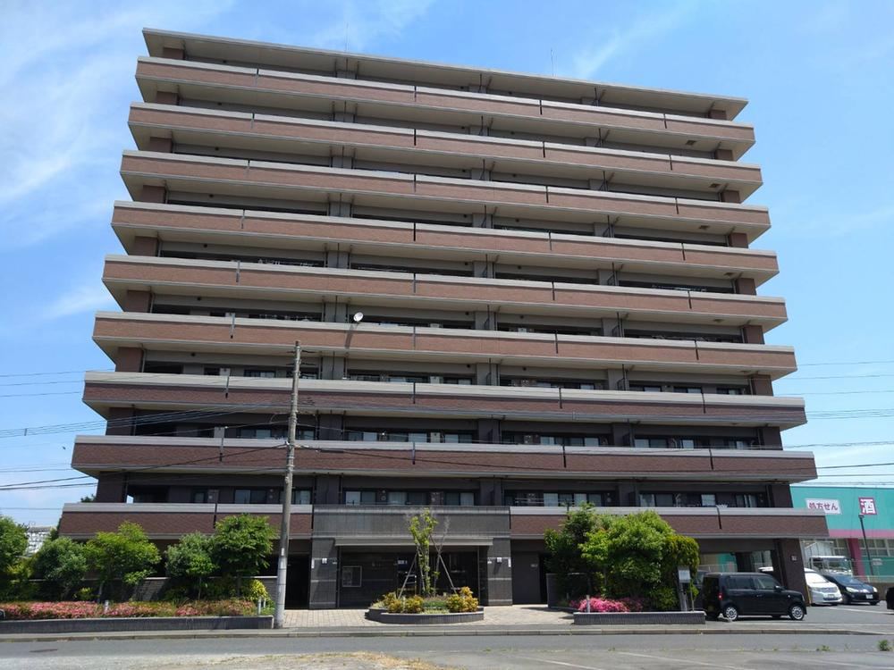 4LDK apartment in Yahatanishi Ward, Kitakyushu, Fukuoka - Photo 1