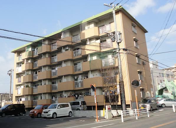 1LDK apartment in Oita, Oita - Photo 1