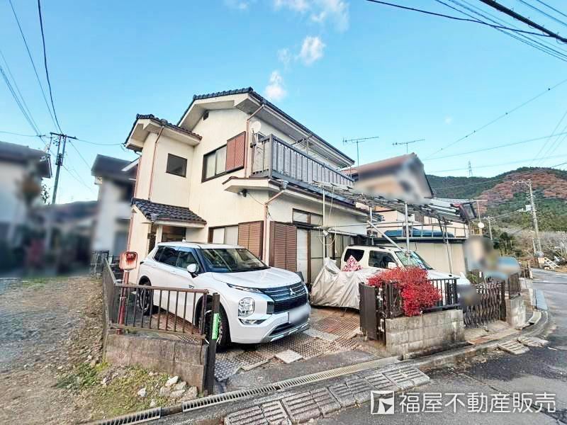 Cozy 3LDK House with Ample Storage - Photo 1