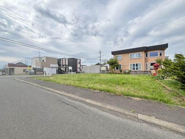Residential Land with Great Sunlight in Kitahiroshima - Photo 1