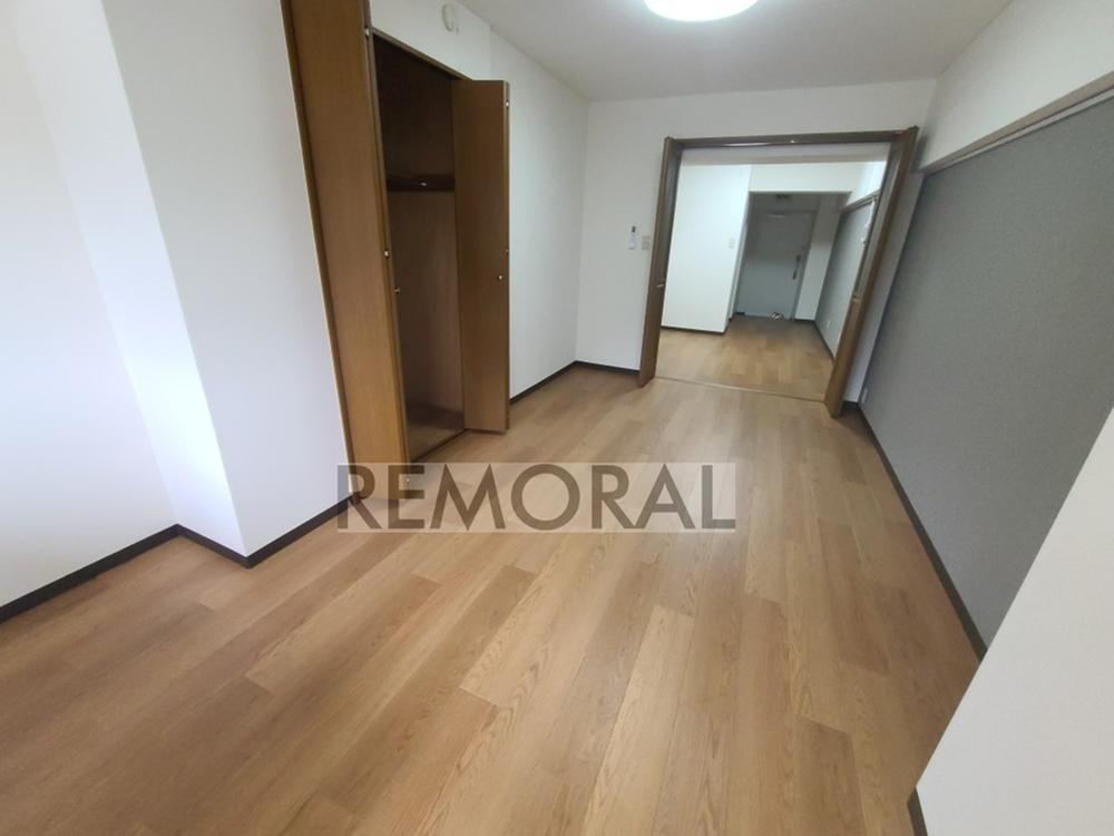 Affordable 1DK Apartment Near Sakurajuso Station - Photo 1
