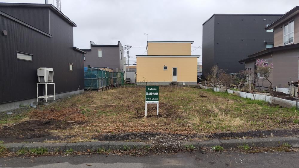 Prime Land in Midori-cho, Tomakomai - Photo 1