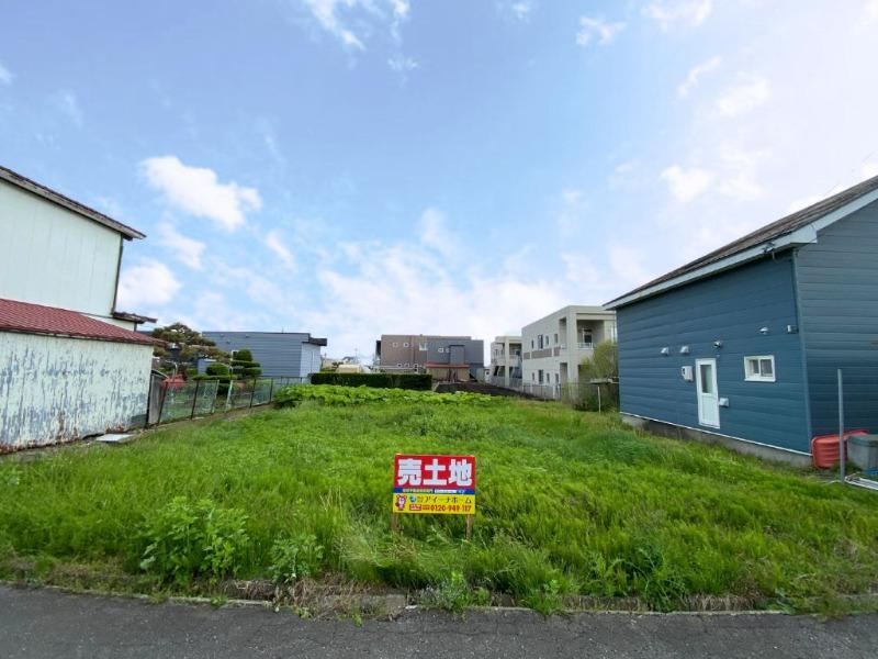 Spacious 85 Tsubo Land Near Kikyō Station - Photo 1