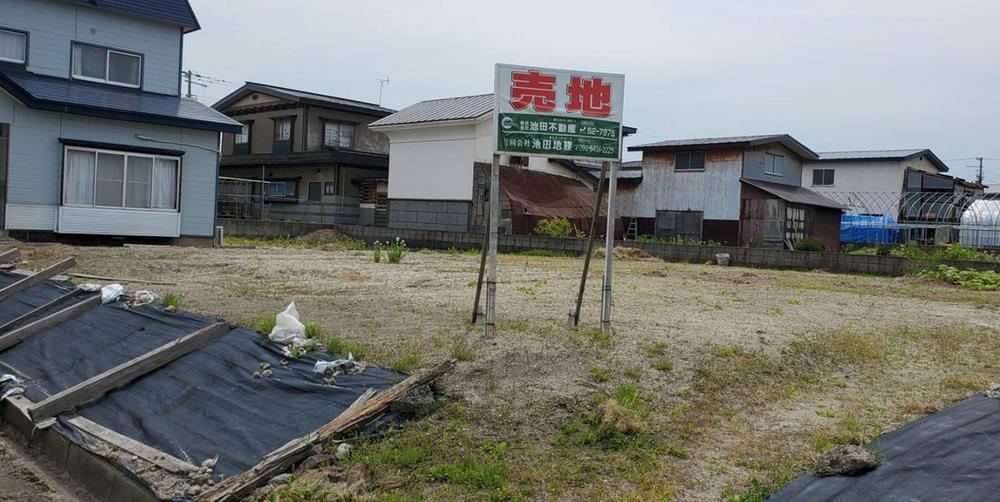 Spacious Land in Kuroishi City - Photo 1
