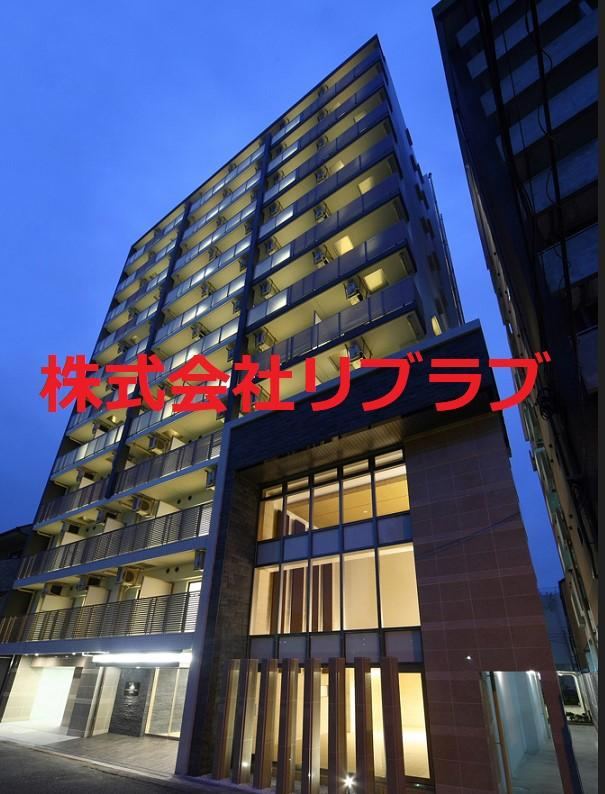 2DK apartment in Naniwa Ward, Osaka - Photo 1