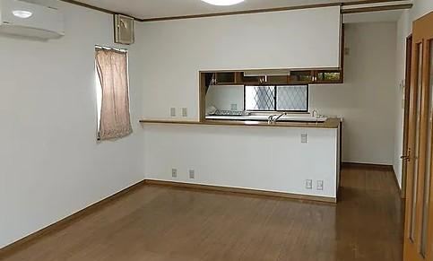 Charming 3LDK House with Modern Amenities in Kanokacho - Photo 1