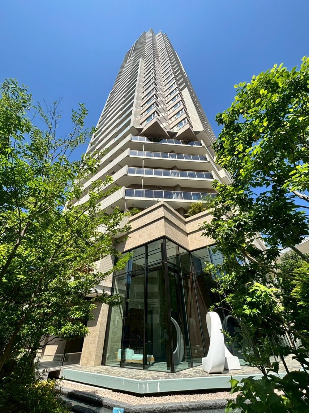 3LDK apartment in Chuo Ward, Osaka - Photo 1
