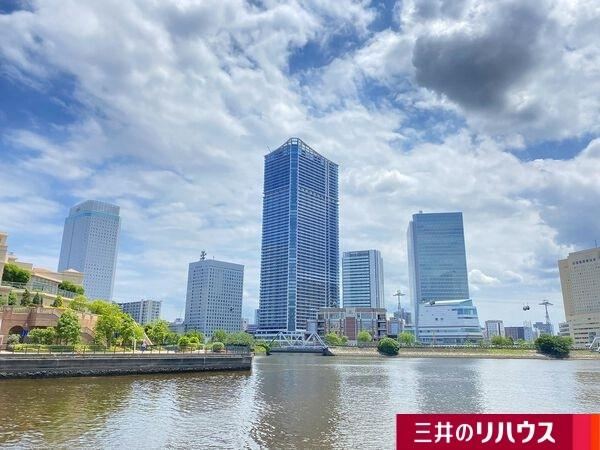 Modern 3LDK Apartment in Kitakanatō - Photo 1