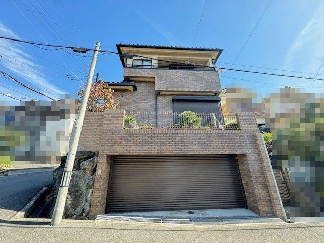 Quality 3LDK Home by Sumitomo in Higashi-Osaka - Photo 1