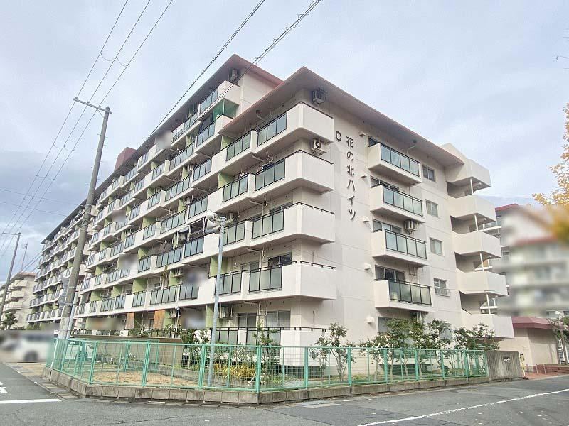 4LDK apartment in Himeji, Hyogo - Photo 1