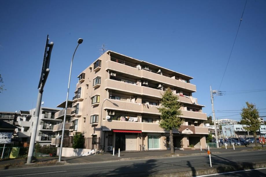 Corner Unit in Kuriki, Near Sugita Station - Photo 1