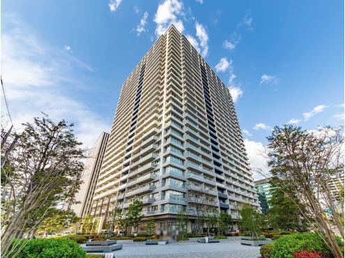 3LDK apartment in Shinagawa Ward, Tokyo - Photo 1