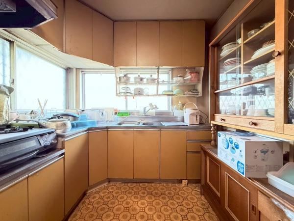 4LDK Home with Garden Access in Wakayama City - Photo 1