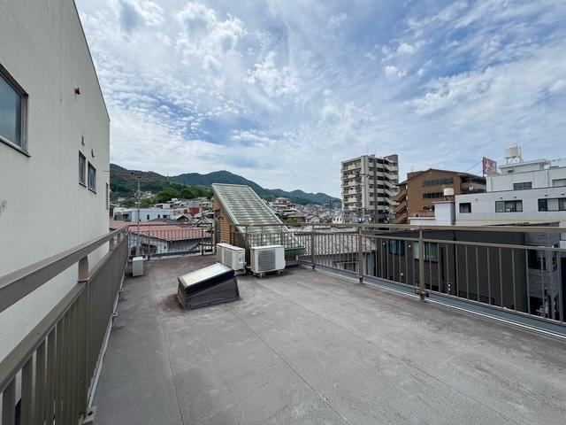 1LDK+2S house in Kure, Hiroshima - Photo 1