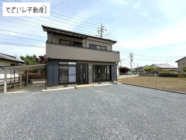 Recently Renovated House on 121 Tsubo Land in Honjo - Photo 1