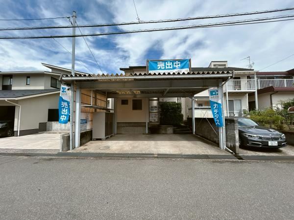 Renovated 3LDK Home with New Water Fixtures - Photo 1