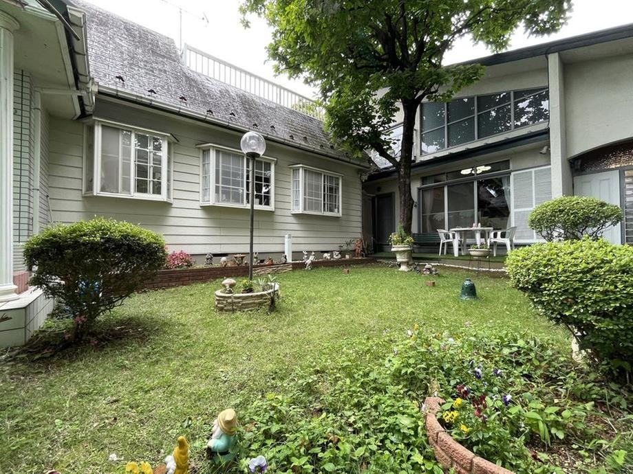 Residential and Clinic Property in Kawaguchi - Photo 1