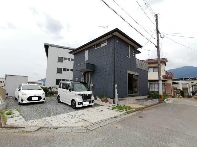 Modern 3LDK House in Umi Town - Photo 1