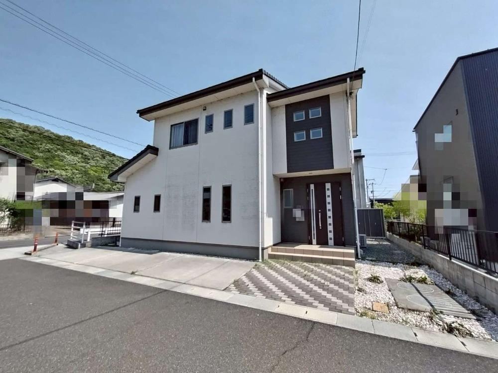 Beautiful All-Electric 4LDK Home with Garden in Okayama - Photo 1