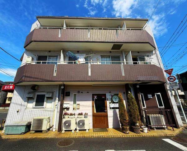 1DK apartment in Nishitokyo, Tokyo - Photo 1