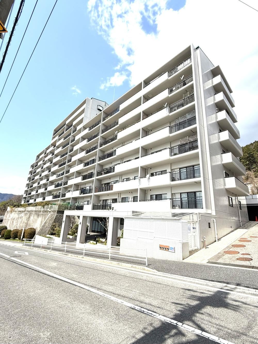 3LDK apartment in Nishi Ward, Hiroshima - Photo 1