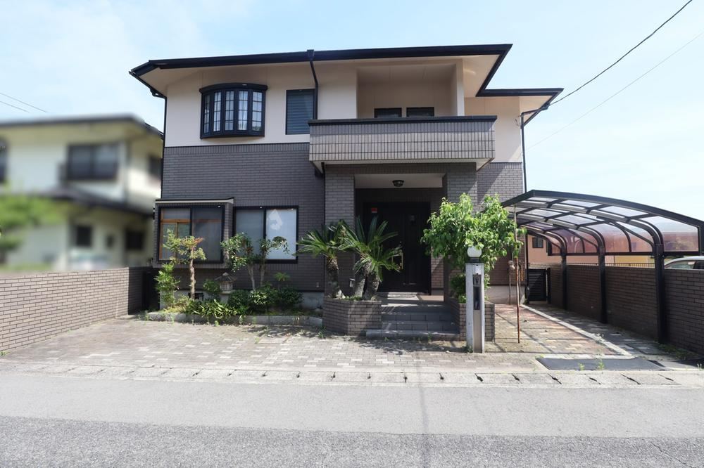 4LDK house in Asaminami Ward, Hiroshima - Photo 1