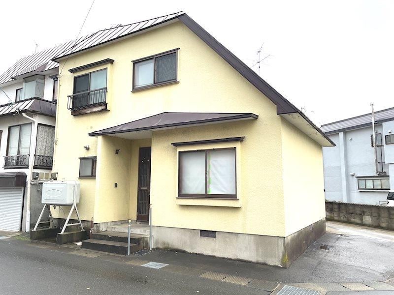 Cozy 4LDK Detached House in Kusushi - Photo 1