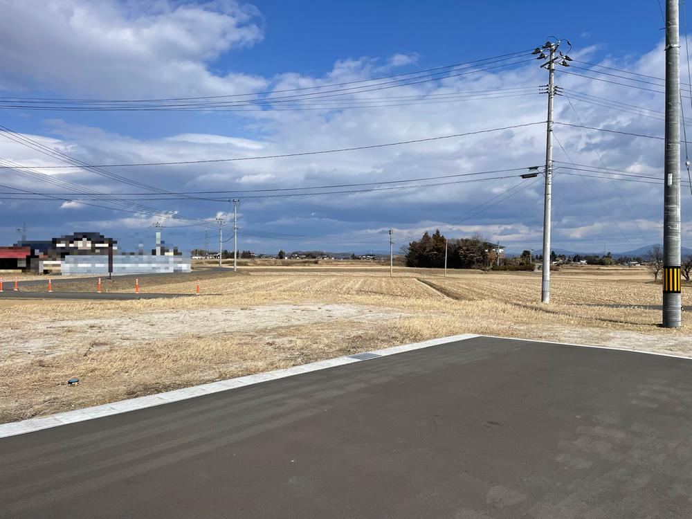 Development Land in Higashihara Area with No Construction Conditions - Photo 1
