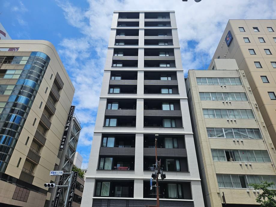 2LDK apartment in Chuo Ward, Tokyo - Photo 1