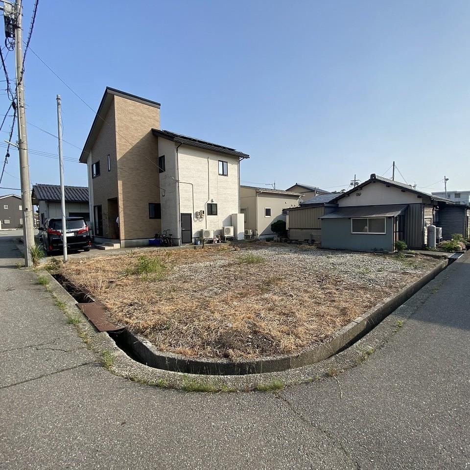 128 m² land in Nomi, Ishikawa - Photo 1