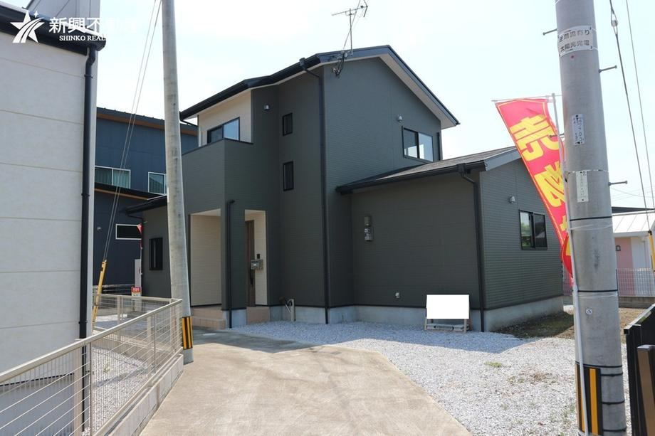 Beautiful 3LDK House Built in 2021 - Photo 1