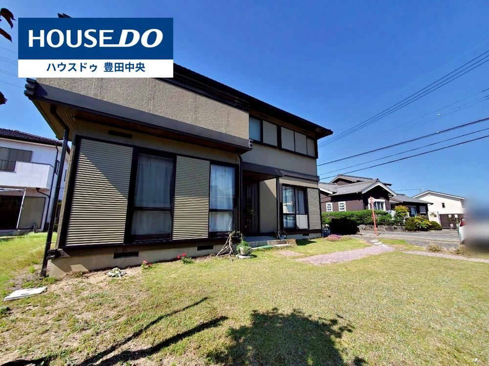 Spacious 4LDK House with Large Garage in Toyoda - Photo 1