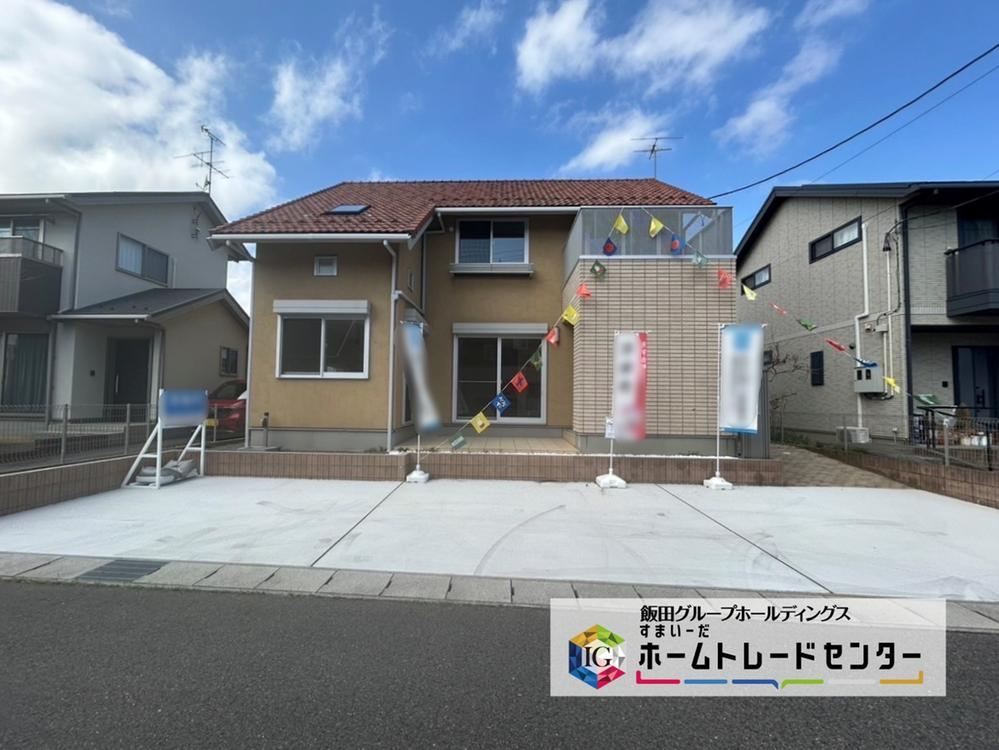 Renovated 4LDK House Ready for Immediate Move-In - Photo 1
