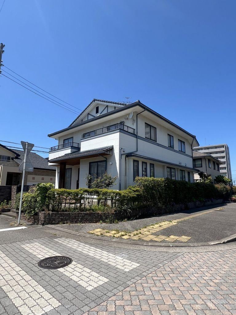 Quality 5LDK Detached House on Corner Lot in Niigata City - Photo 1