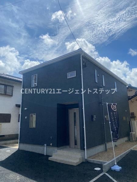 Newly Built 4LDK+S Home in Shimokitakata - Photo 1