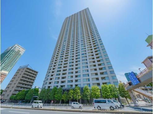 2LDK apartment in Minato Ward, Tokyo - Photo 1
