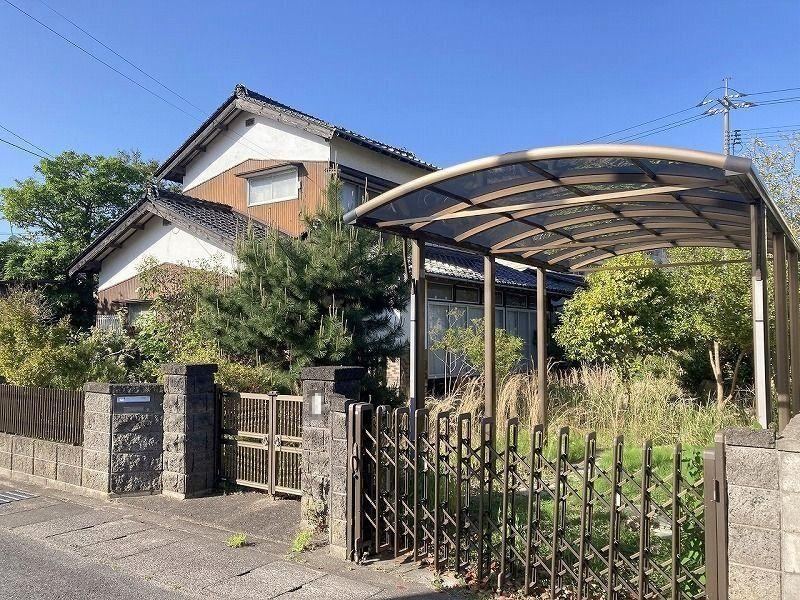 Renovated 5DK House in Sakai Minato - Photo 1