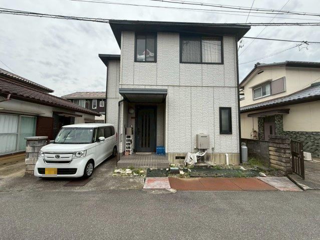 4LDK house in Kai, Yamanashi - Photo 1